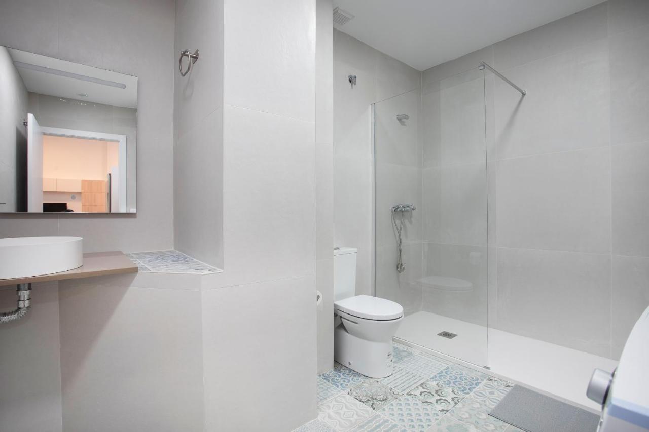 Apartamento 10 Pax, Ac, Wifi Gratis, Ciudad Artes Y Ciencias Valencia Exterior foto